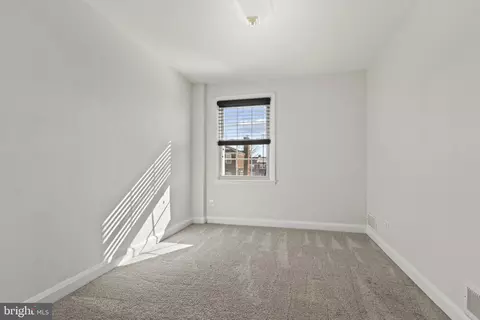 Bedroom - 1509 Upshire Rd, Baltimore, MD 21218 photo 2 of 4