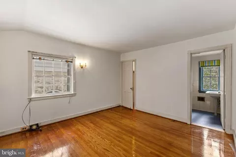Bedroom - 5211 Springlake Way, Baltimore, MD 21212 photo 2 of 3