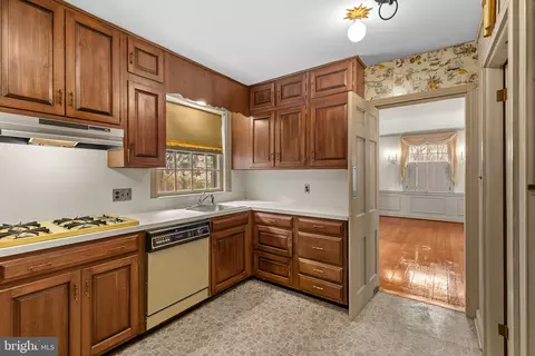 Kitchen - 5211 Springlake Way, Baltimore, MD 21212 photo 1 of 4