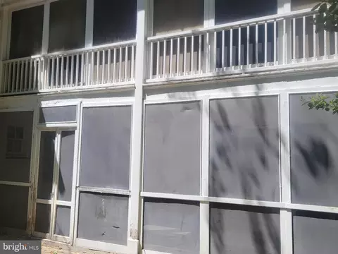 Exterior - 5211 Springlake Way, Baltimore, MD 21212 photo 12 of 16