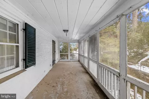 Exterior - 5211 Springlake Way, Baltimore, MD 21212 photo 14 of 16