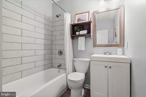 Bath - 1513 Byrd St, Baltimore, MD 21230 photo 2 of 2