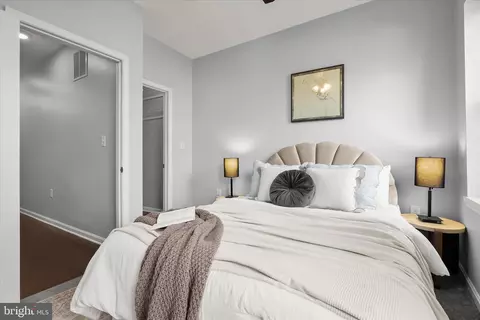 Bedroom - 1513 Byrd St, Baltimore, MD 21230 photo 2 of 3