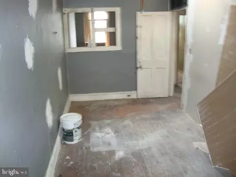 Entry Way - 2684 Dulany St, Baltimore, MD 21223 photo 11 of 13