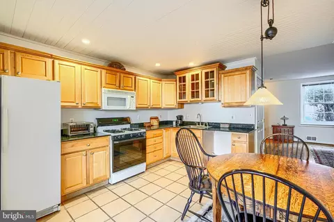 Kitchen - 2102 Cambridge St, Baltimore, MD 21231 photo 2 of 4