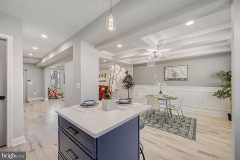 Entry Way - 116 Hilton St, Baltimore, MD 21229 photo 2 of 2