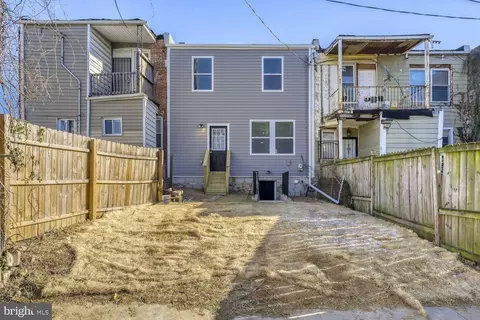 Exterior - 116 Hilton St, Baltimore, MD 21229 photo 2 of 2