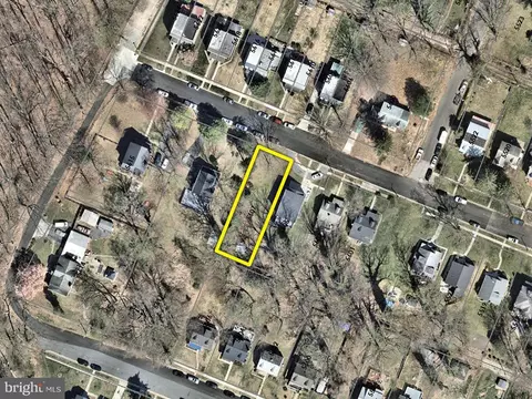 5607 Fernpark Ave, Baltimore, MD 21207