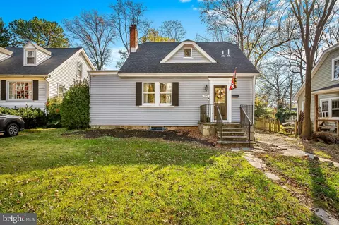709 Cedarcroft Rd, Baltimore, MD 21212 photo 2