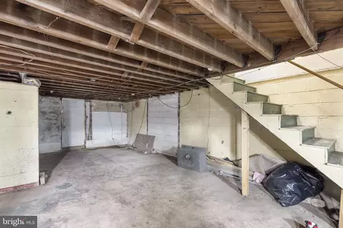 Entry Way - 1662 E Cold Spring Ln, Baltimore, MD 21218 photo 5 of 5