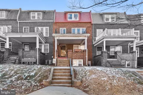 211 E 33rd St, Baltimore, MD 21218