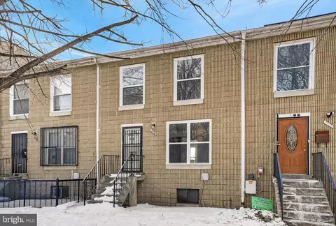 Exterior - 804 Arnold Ct, Baltimore, MD 21205 photo 1 of 2