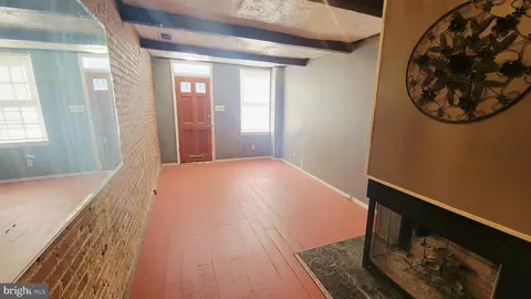 Entry Way - 703 Tessier St, Baltimore, MD 21201 photo 3 of 9