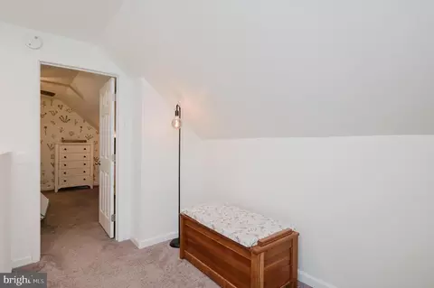 Entry Way - 5709 Anthony Ave, Baltimore, MD 21206 photo 9 of 10