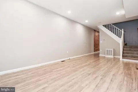 Living - 2012 Eagle St, Baltimore, MD 21223 photo 2 of 4