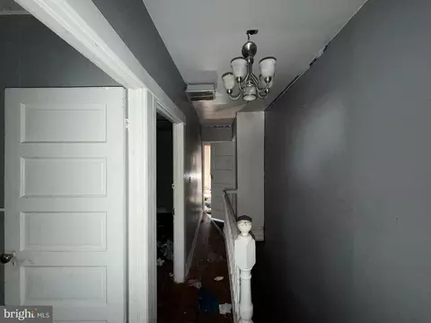 Entry Way - 1710 Normal Ave, Baltimore, MD 21213 photo 6 of 8