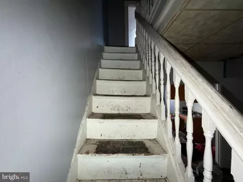 Entry Way - 1710 Normal Ave, Baltimore, MD 21213 photo 5 of 8