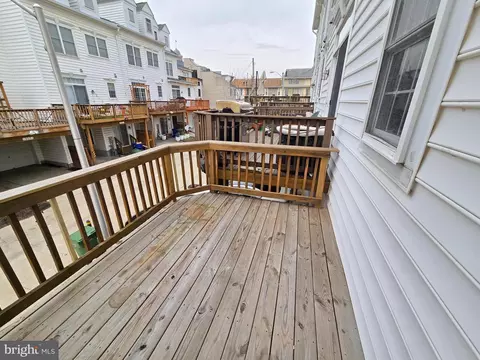 Exterior - 876 Ryan St, Baltimore, MD 21230 photo 4 of 5