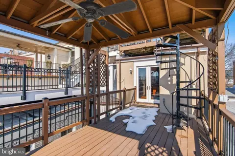 Exterior - 409 Warren Ave, Baltimore, MD 21230 photo 4 of 9