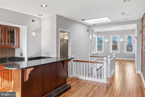 Entry Way - 409 Warren Ave, Baltimore, MD 21230 photo 1 of 1