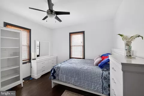 Bedroom - 4413 Saint Thomas Ave, Baltimore, MD 21206 photo 3 of 5