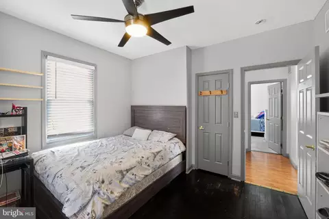 Bedroom - 4413 Saint Thomas Ave, Baltimore, MD 21206 photo 2 of 5