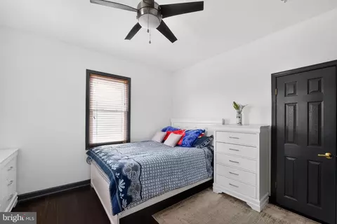 Bedroom - 4413 Saint Thomas Ave, Baltimore, MD 21206 photo 4 of 5