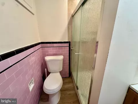 Bath - 2811 E Biddle St, Baltimore, MD 21213 photo 5 of 6