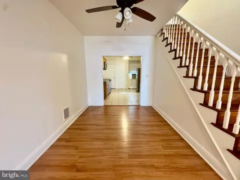 Living - 2811 E Biddle St, Baltimore, MD 21213 photo 5 of 6