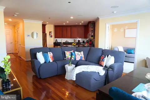100 Harborview Dr #611, Baltimore, MD 21230