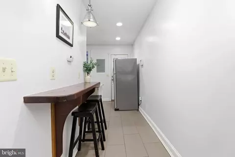 Entry Way - 2736 Fox St, Baltimore, MD 21211 photo 5 of 8