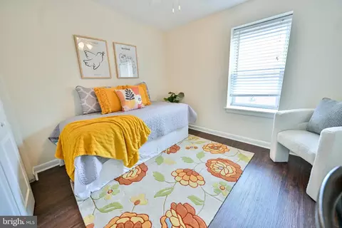 Bedroom - 1601 Marshall St, Baltimore, MD 21230 photo 7 of 10