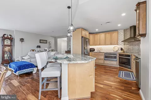10 E Lee St #1509, Baltimore, MD 21202 photo 8