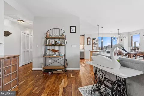 10 E Lee St #1509, Baltimore, MD 21202 photo 13