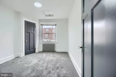 Bedroom - 4312 Parkside Dr, Baltimore, MD 21206 photo 1 of 3