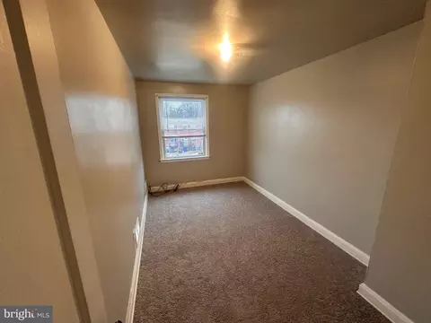Other - 748 Bethnal Rd, Baltimore, MD 21229 photo 3 of 7