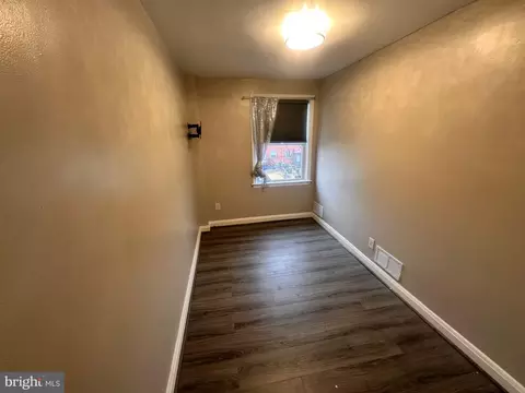 Bedroom - 748 Bethnal Rd, Baltimore, MD 21229 photo 3 of 5