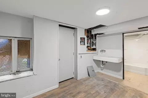 Entry Way - 3003 Clifton Ave, Baltimore, MD 21216 photo 6 of 6