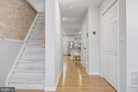 Entry Way - 1419 Andre St, Baltimore, MD 21230 photo 2 of 4