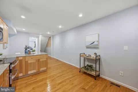 Entry Way - 1419 Andre St, Baltimore, MD 21230 photo 4 of 4