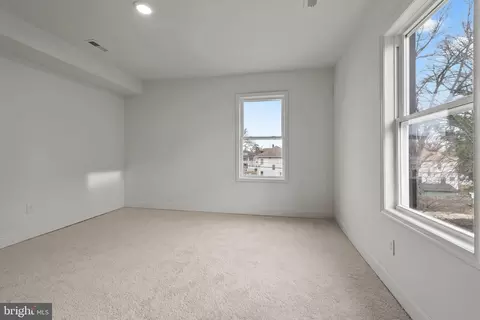 Bedroom - 3514 Fairview Ave, Baltimore, MD 21216 photo 7 of 11