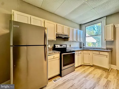 Kitchen - 3003 Chelsea Ter, Baltimore, MD 21216 photo 1 of 4
