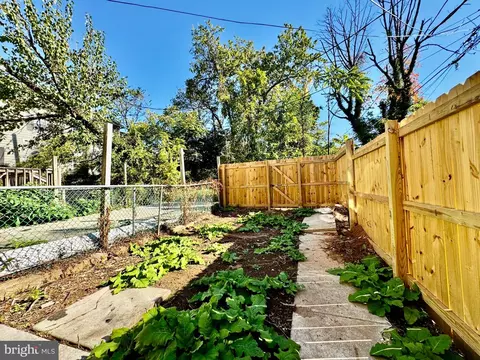 Exterior - 3003 Chelsea Ter, Baltimore, MD 21216 photo 2 of 3