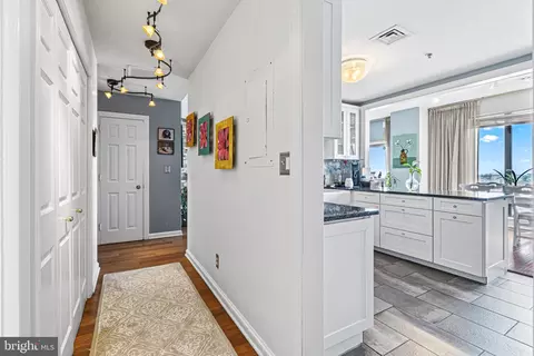 Entry Way - 10 E Lee St #1204, Baltimore, MD 21202 photo 2 of 2