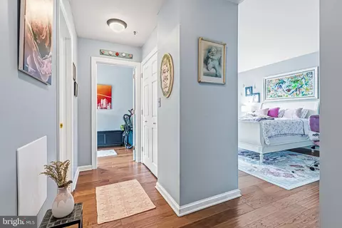 Entry Way - 10 E Lee St #1204, Baltimore, MD 21202 photo 1 of 2