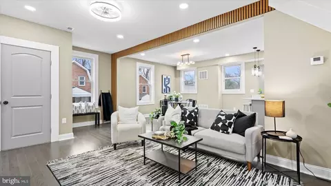 Entry Way - 3400 Cotwood Pl, Baltimore, MD 21215 photo 2 of 11