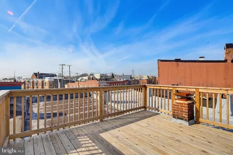 Exterior - 608 E Fort Ave, Baltimore, MD 21230 photo 1 of 5