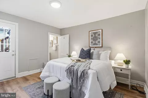 Bedroom - 608 E Fort Ave, Baltimore, MD 21230 photo 1 of 8