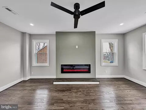 Living - 4902 Walther Ave, Baltimore, MD 21214 photo 4 of 4