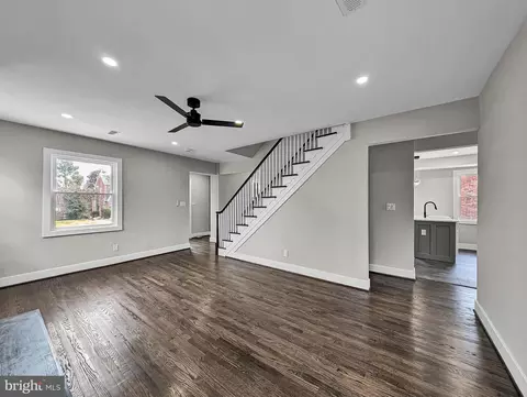 Living - 4902 Walther Ave, Baltimore, MD 21214 photo 2 of 4